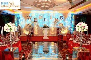 东莞婚庆地毯选购指南 金色镜面与银色地毯的完美搭配