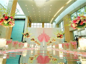 婚庆场地布置道具 镜面地毯价格与采购指南